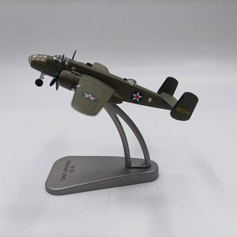 Rc Helicopter Hobby Grade - 1:144 Scale B-25 Michell 1941 Bomber